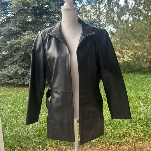 Women’s black leather zip jacket with belt. Worthington , petite large - Picture 1 of 6